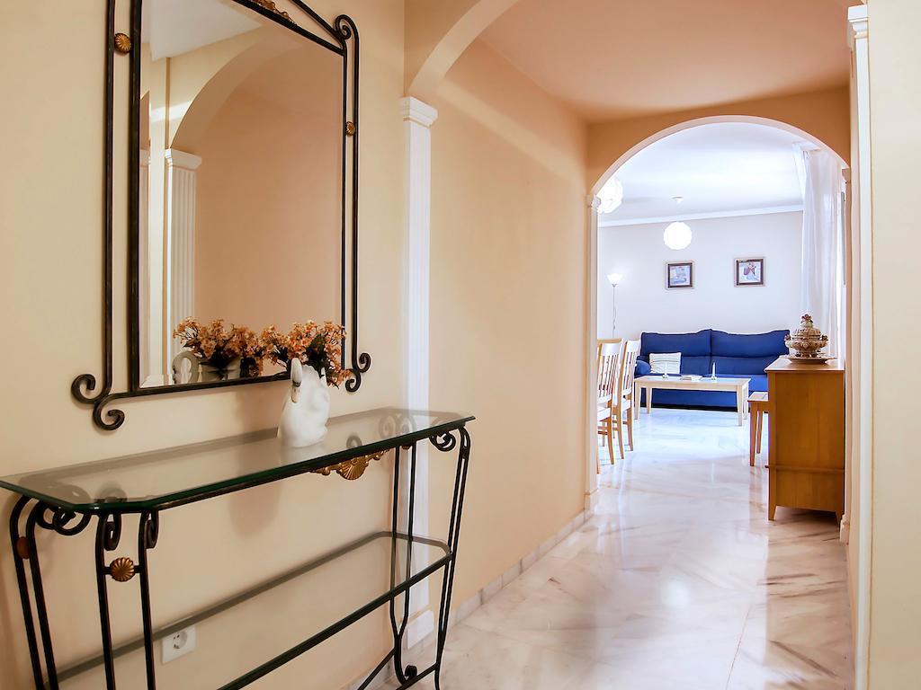 Lorcrimar Hotel Marbella Szoba fotó